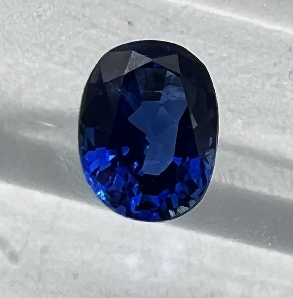 Niebieski Szafir  - 0.51 ct - Antwerp Laboratory for Gemstone Testing (ALGT) - Bardzo dobra jakość kolorów #1.2