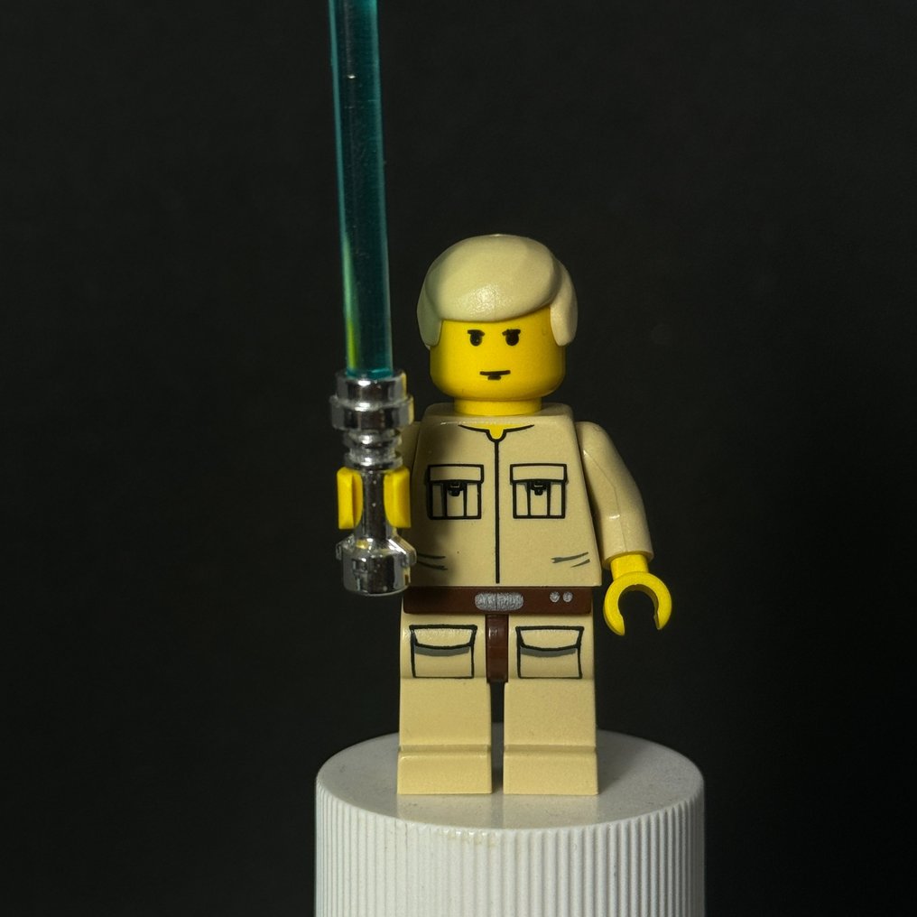Lego - Luke Skywalker (Cloud City, Tan Shirt) - 1990-2000 #1.1