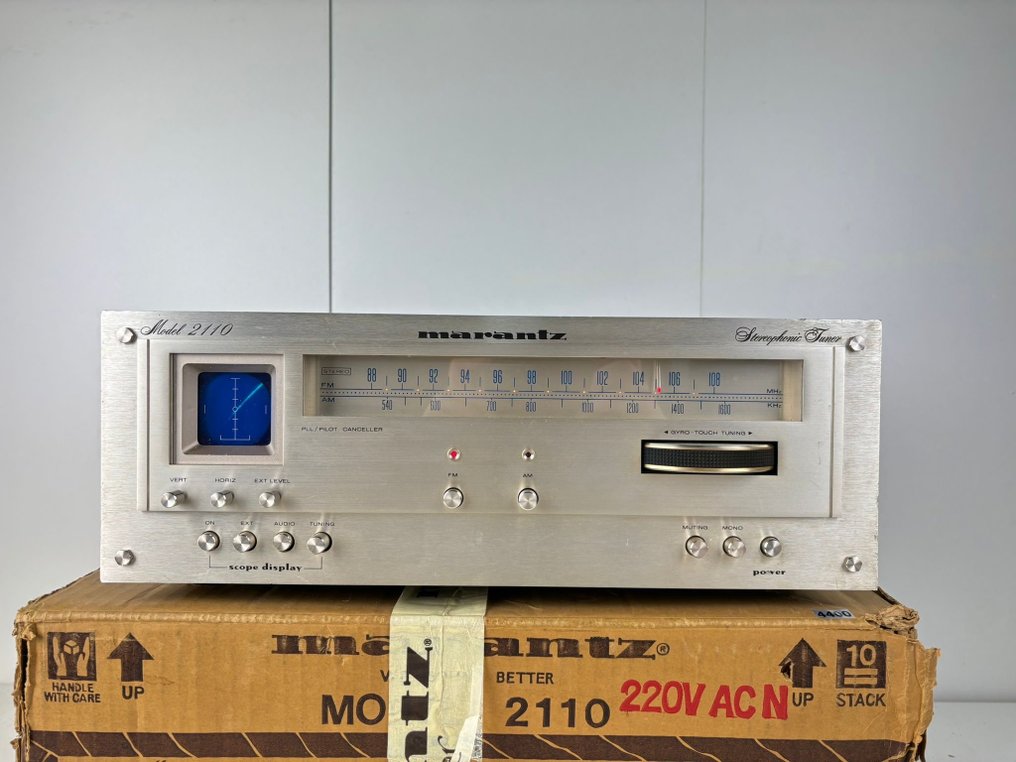 Marantz - 2110 med oscilloskop - Radio #1.2