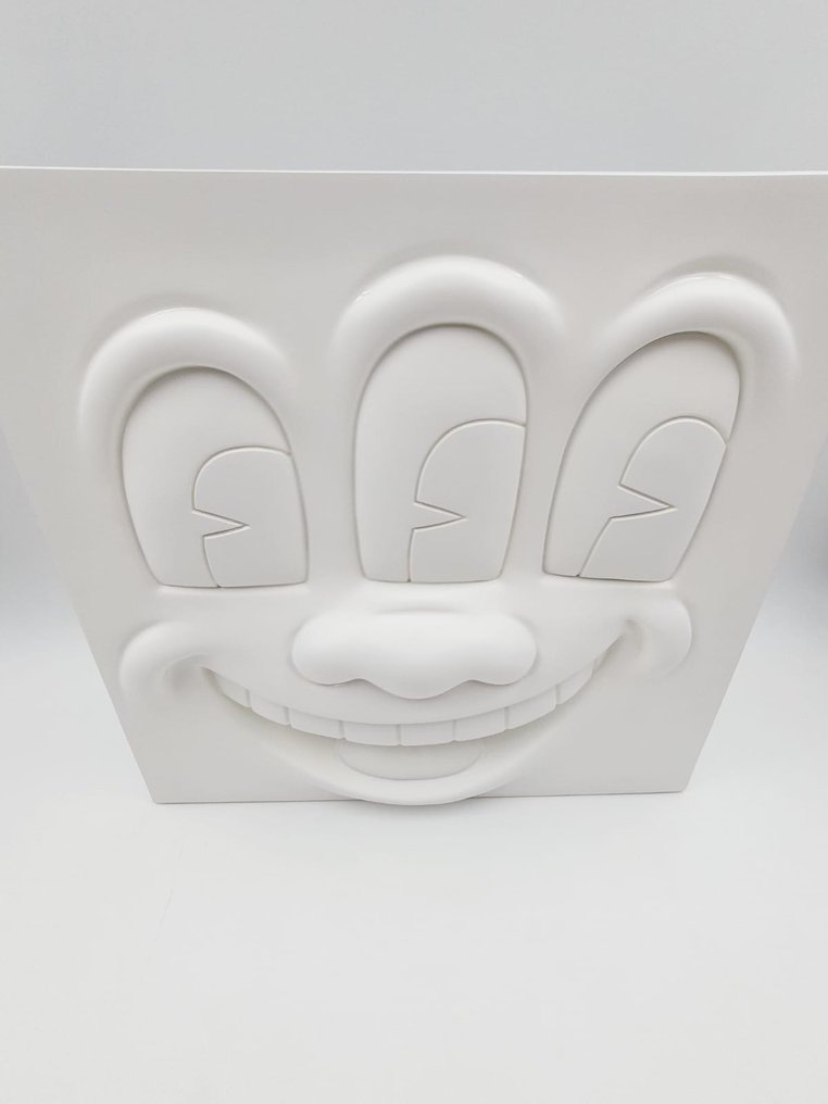 Keith Haring X Medicom Toy - Radiant Baby Statue White Polystone by Keith Haring 2G Exclusive x Medicom Toy 2021 #2.1