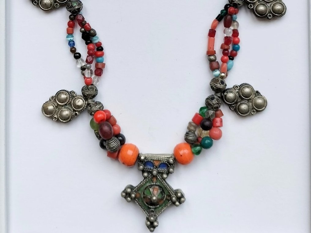 Halskette mit Berberkreuz des Südens - Marokko - 19. und 20. Jahrhundert #2.1