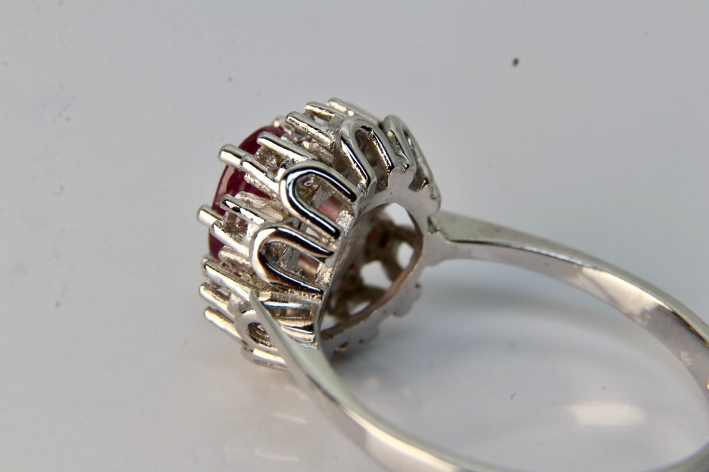 Handmade - Βραδινό δαχτυλίδι - 14 καράτια Λευκός χρυσός -  2.50ct. tw. Ρουμπίνι - Διαμάντι #3.1