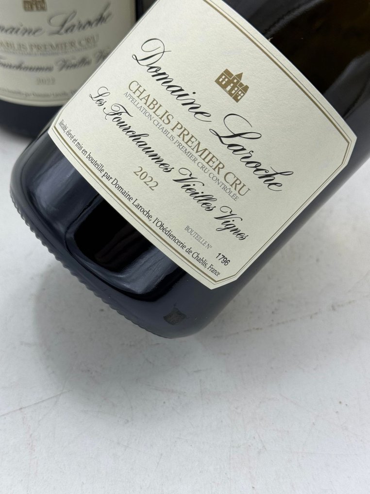 2022 Chablis 1° Cru "Les Fourchaumes" Vieilles Vignes - Domaine Laroche - Chablis - 6 Bottles (0.75L) #1.2