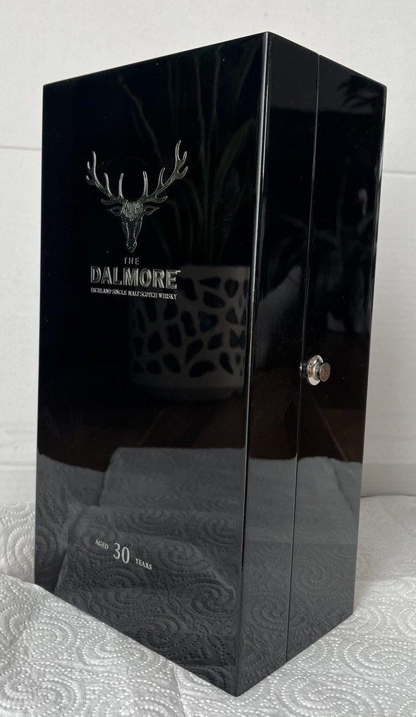 Dalmore 30 years old - One of 888 Oloroso Sherry Butts  - b. 2015  - 700 ml #3.2