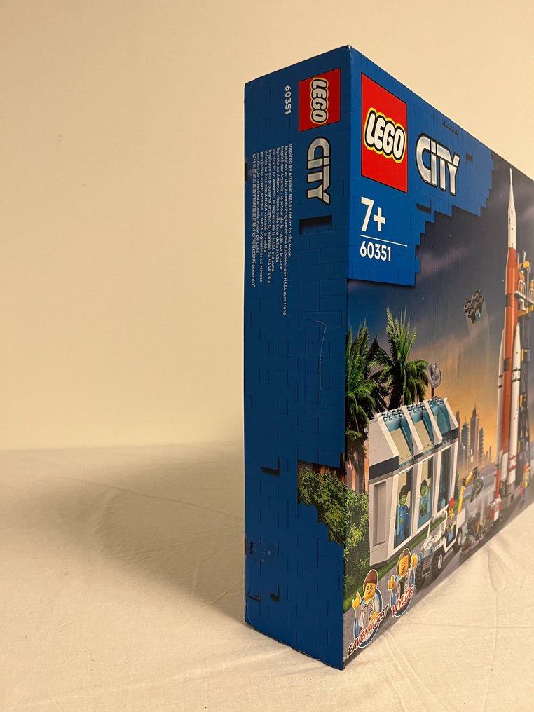 Lego - City - 30365, 60349, 60351 & 60430 - Space Theme (M.I.S.B.) (Retired Sets) #3.2