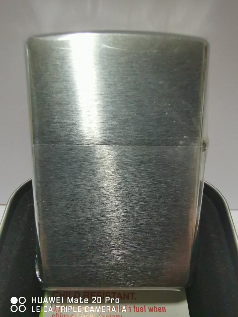 Zippo - Zippo Lucky Strike Pin Up de 1999 - Pocket lighter - Painted brushed chrome steel #1.2