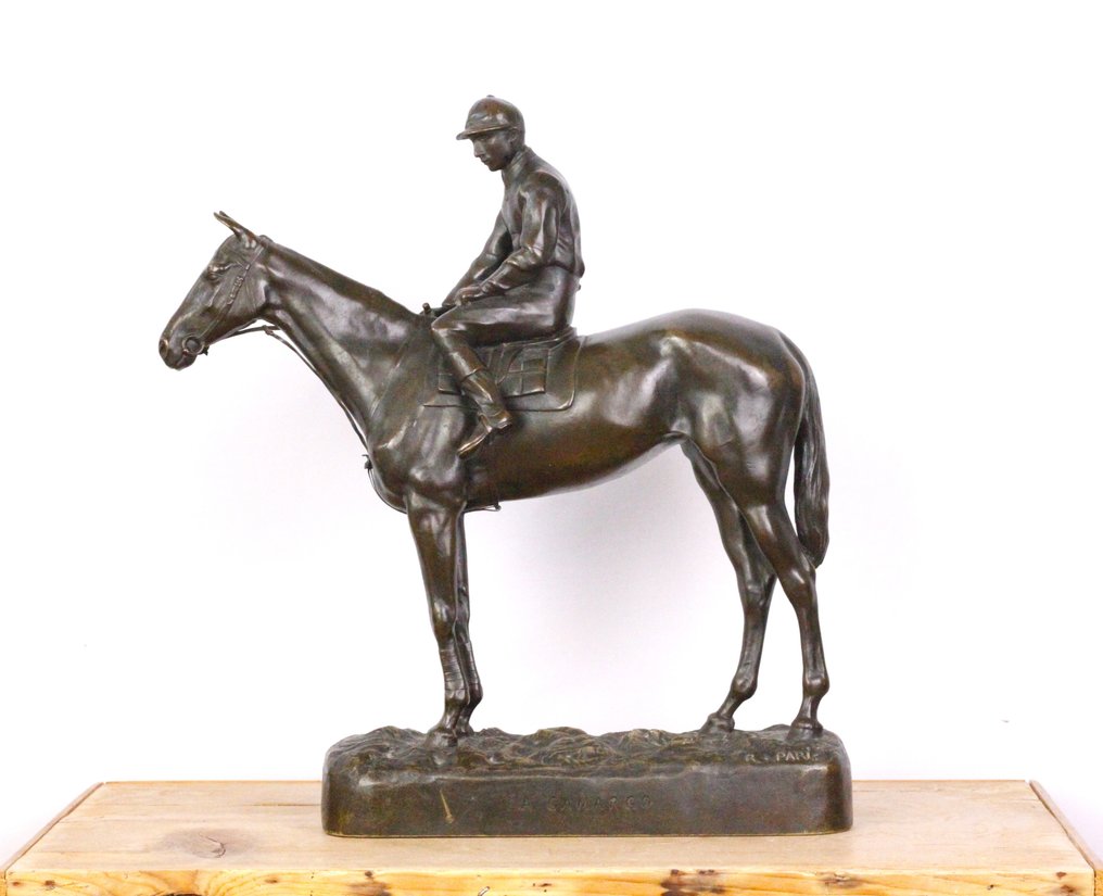 René Paris (1881-1970) - sculptuur, 'La Camargo' - 36 cm - Gepatineerd brons #2.1