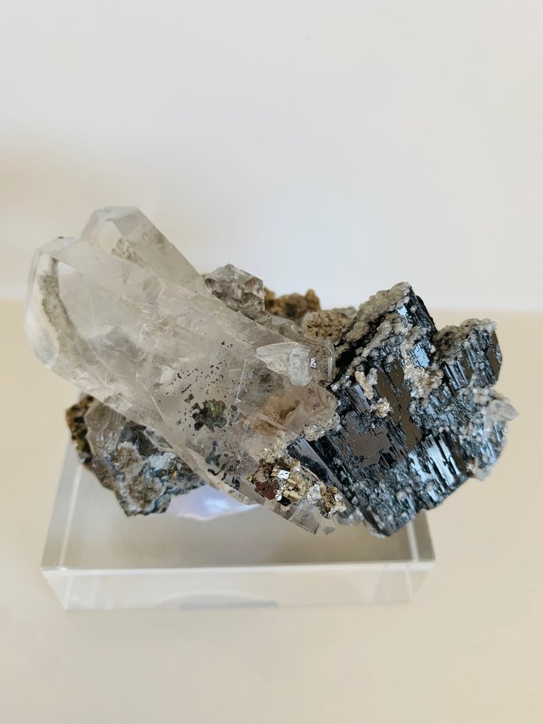 Kristalle auf Muttergestein - Höhe: 9 cm - Breite: 6 cm- 300 g #1.2