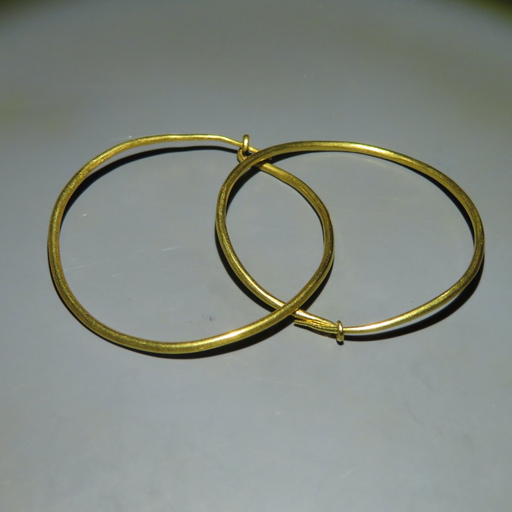 古罗马 金 一对耳环。公元 1 至 3 世纪。宽 4 厘米。6.53 克。 #1.1