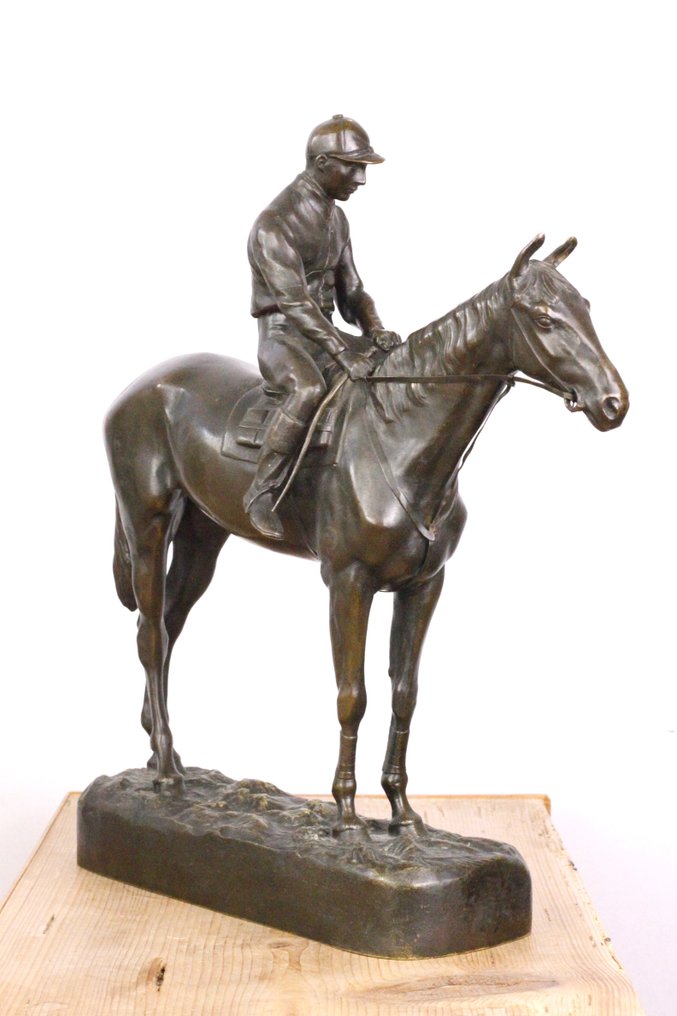 René Paris (1881-1970) - 雕塑, 'La Camargo' - 36 cm - 铜绿青铜 #3.1