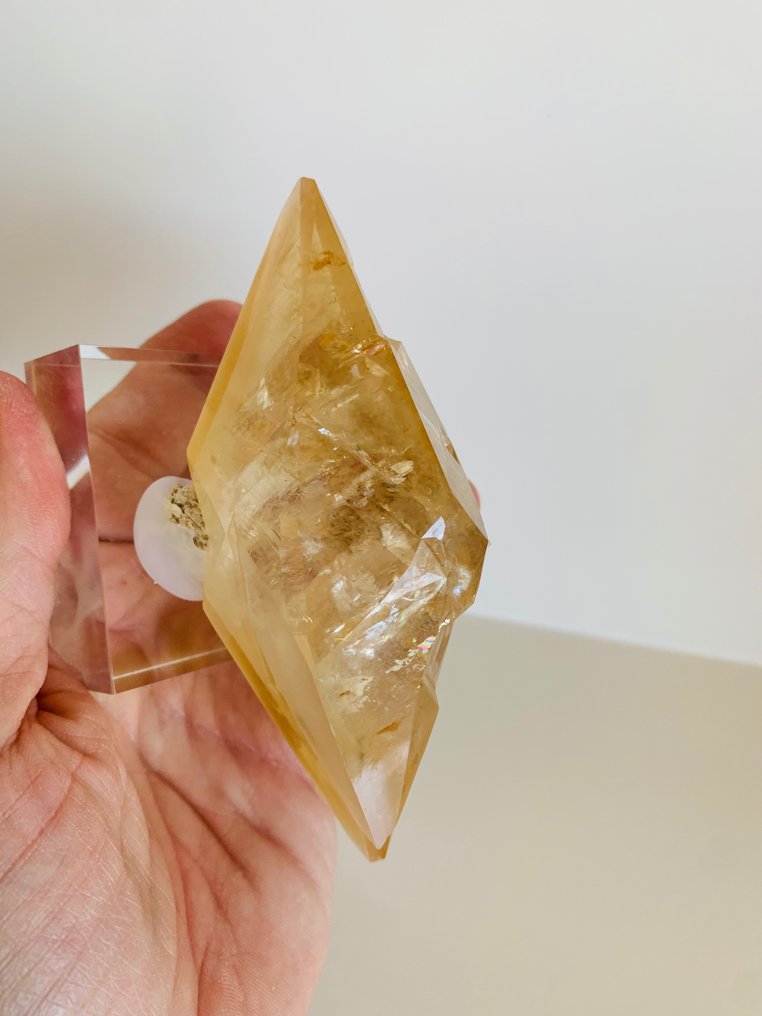 Calcite 水晶群 - 高度: 12.2 cm - 闊度: 5.5 cm- 355 g #2.1