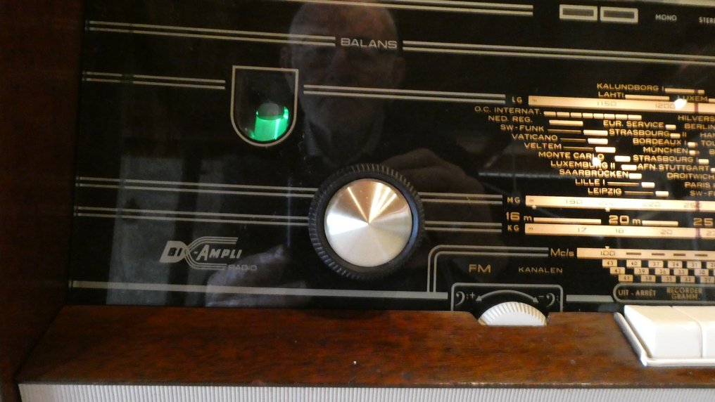Philips - B6X04A Bi-Ampli Putkiradio #2.2