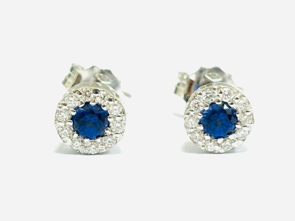 Earrings - 18 kt. White gold -  0.70 tw. Sapphire - Diamond  #1.1