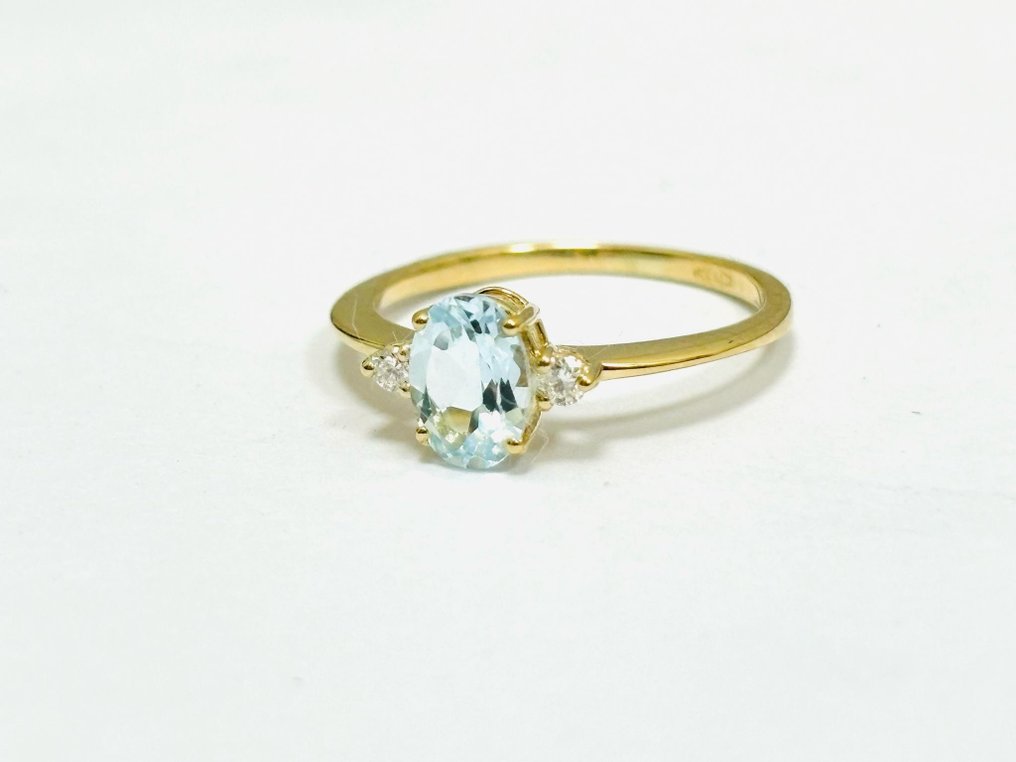 Ring - 18 kt. Yellow gold -  1.70 tw. Aquamarine - Diamond #3.2
