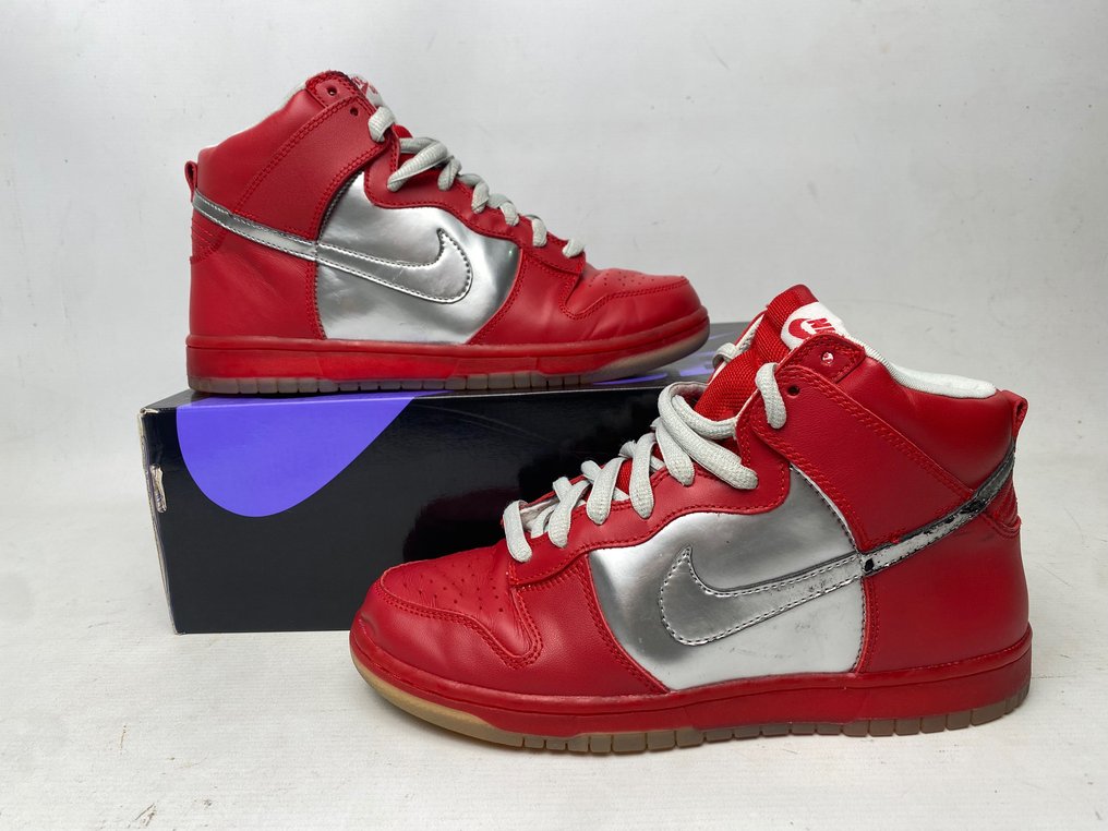 Nike sb dunk high 42 online