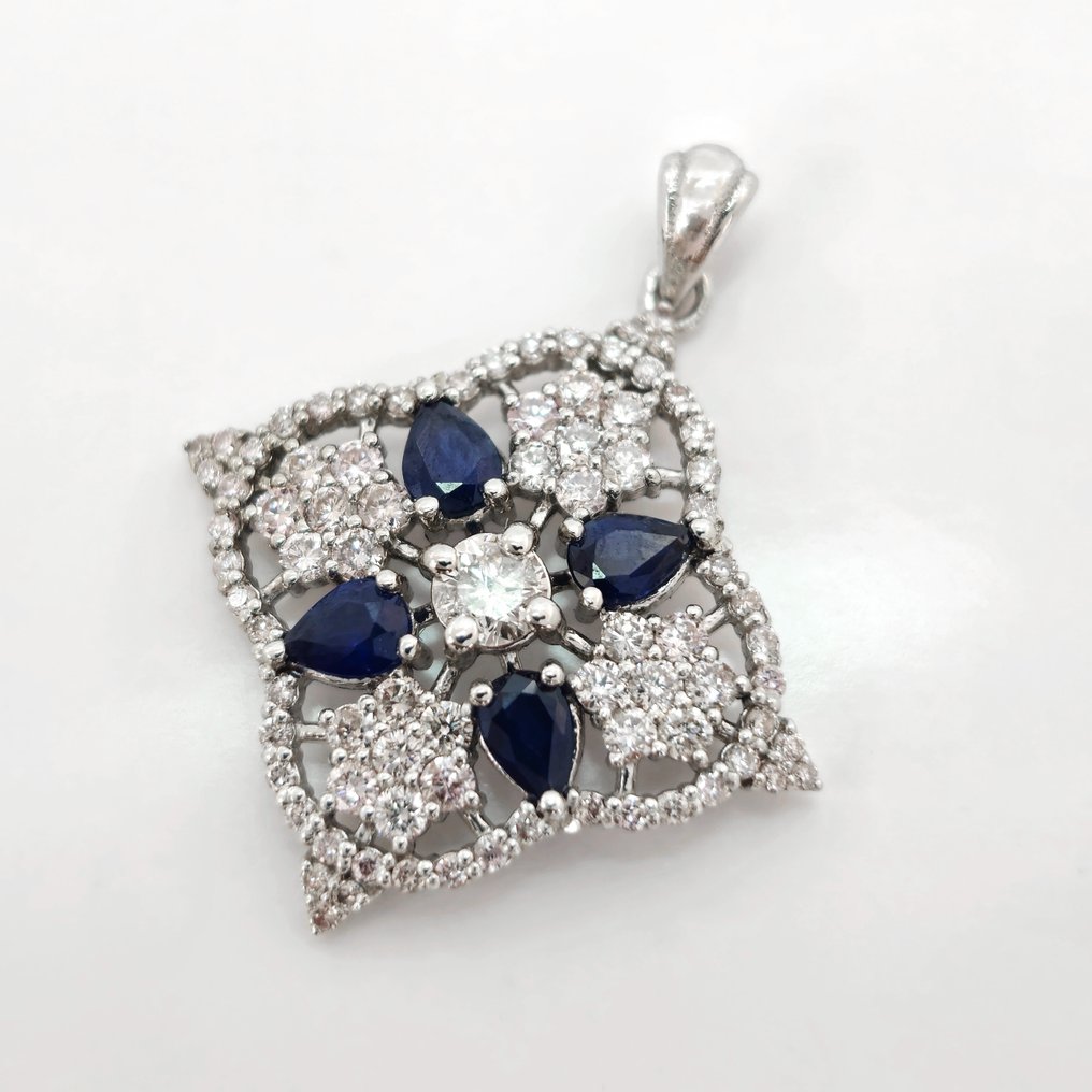0.80 ct Blue Sapphire & 0.90 Light Pink Diamond Pendant - 2.32 gr - Pendant - 14 kt. White gold Sapphire - Diamond  #2.1