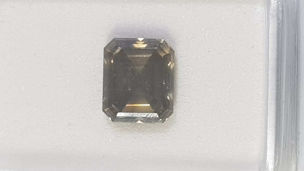 没有保留价 - 1 pcs 钻石  (天然色彩的)  - 1.37 ct - 祖母绿 - SI2 微内三含级 - Gemewizard宝石实验室（GWLab） - 天然花式深棕绿黄色 #1.1