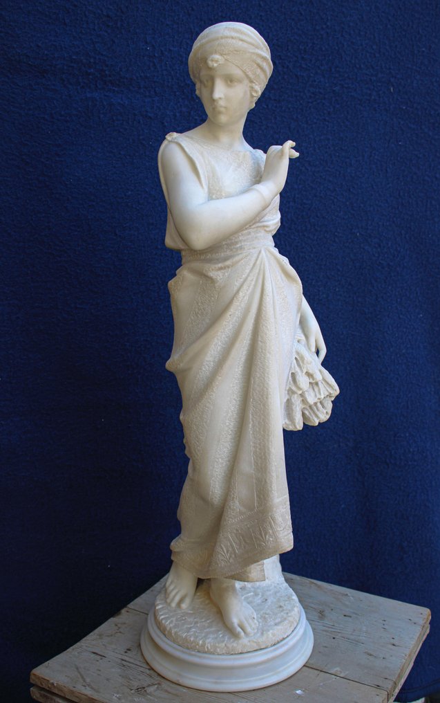 Fratelli Gino e Fiorenzo Pugi - Statue, Grande statua fanciulla con spighe - scolpita a mano - 77 cm - Carrara marmor #1.2