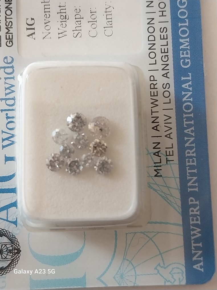 No Reserve Price - 10 pcs Diamond  (Natural)  - 0.93 ct - Round - G, N (tinted) - I1, I2 - Antwerp International Gemological Laboratories (AIG Israel) #1.2