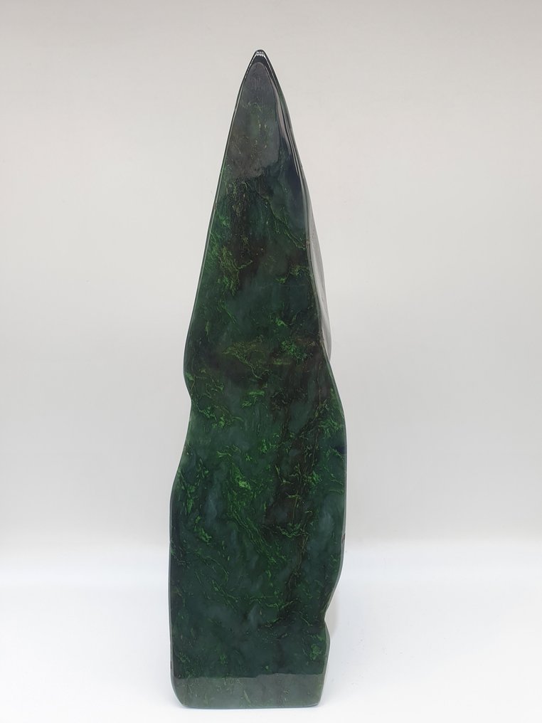 Νεφρίτης από Τζάιδ - Ελεύθερου σχήματος Γλυπτό - Όμορφο και έντονο πράσινο- Φυσική πέτρα - - Ύψος: 340 mm - Πλάτος: 150 mm- 6400 g - (1) #2.1