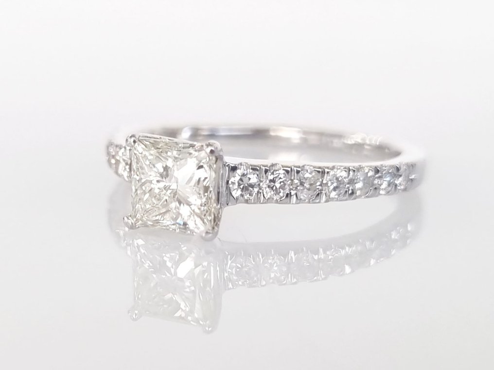 Förlovningsring - 18 kt Vittguld -  1.01ct. tw. Diamant  (Natural) #3.2