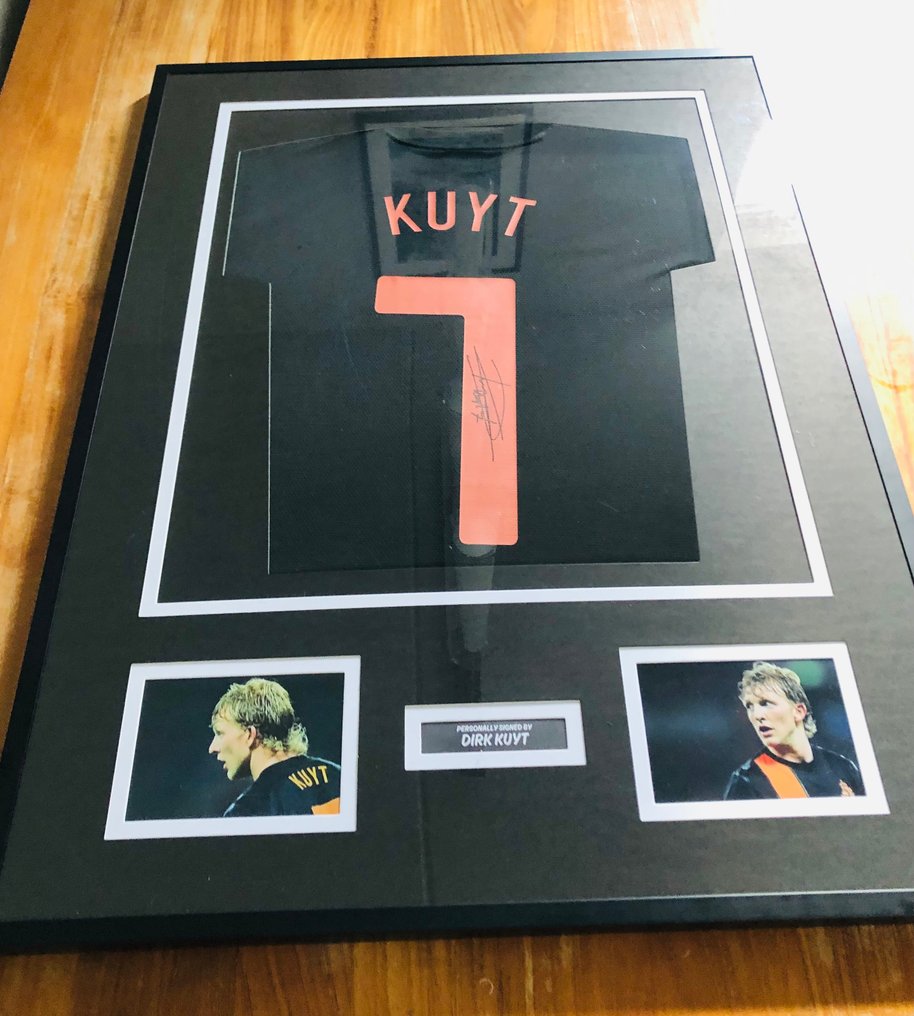 Nederlands Elftal - Dirk Kuyt - Camisa oficial assinada  #1.2