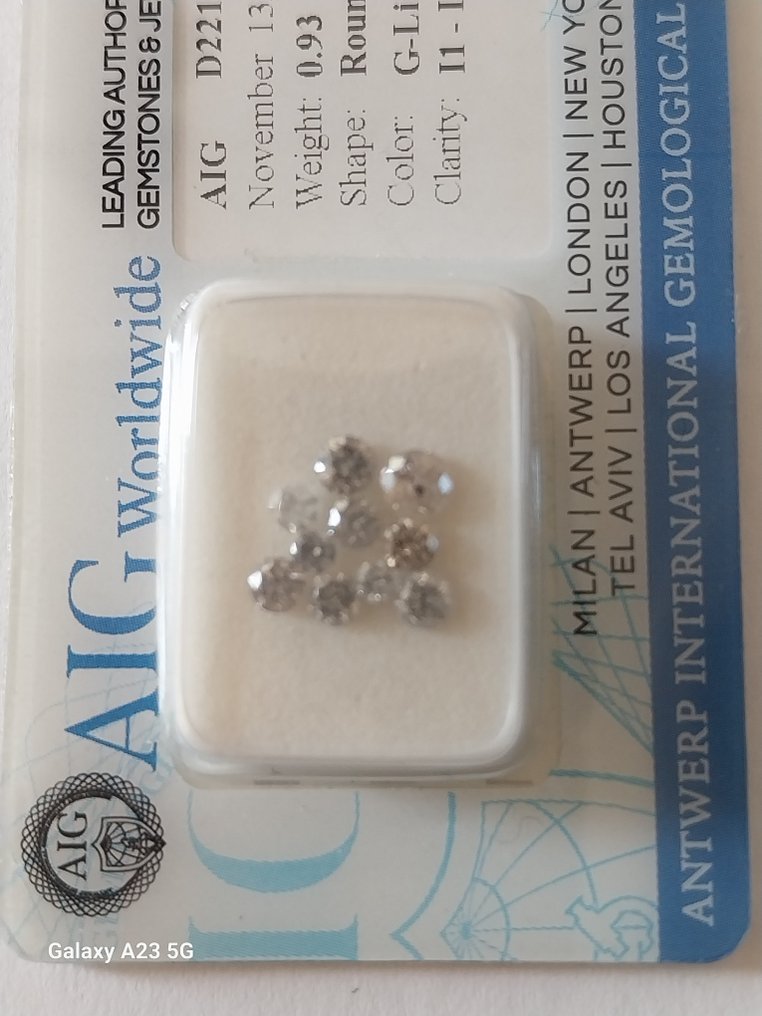 Sin Precio de Reserva - 10 pcs Diamante  (Natural)  - 0.93 ct - Redondo - G, N (coloreado) - I1, I2 - Antwerp International Gemological Laboratories (AIG Israel) #2.1
