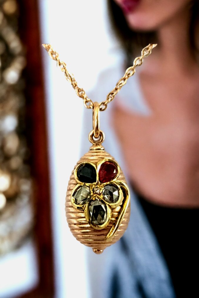 K. Faberge - 墜飾 Fabergé 俄羅斯 56k (14k) 金鑽石紅寶石與藍寶石蛋吊墜 d. 1890年代 #1.1