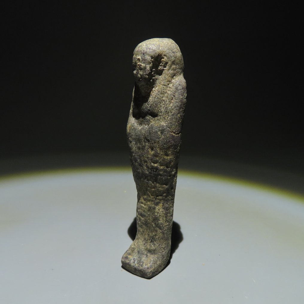 Oud-Egyptisch Faience Sjabti. Late periode, 664 - 332 v.Chr. Hoogte 9,1 cm.  (Zonder Minimumprijs) #1.2