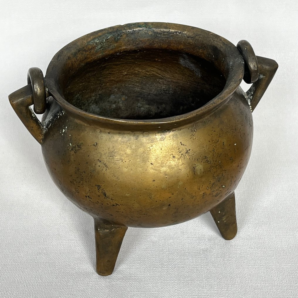 Antique heavy Bronze grape - Cooking pot - Bronze #2.1