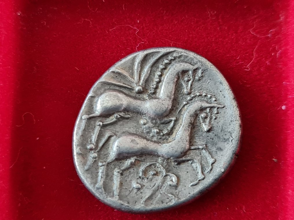 Kelták, Pictones. Drachme aux deux chevaux R3 IIe - Ier siècles avant J.-C. #2.1
