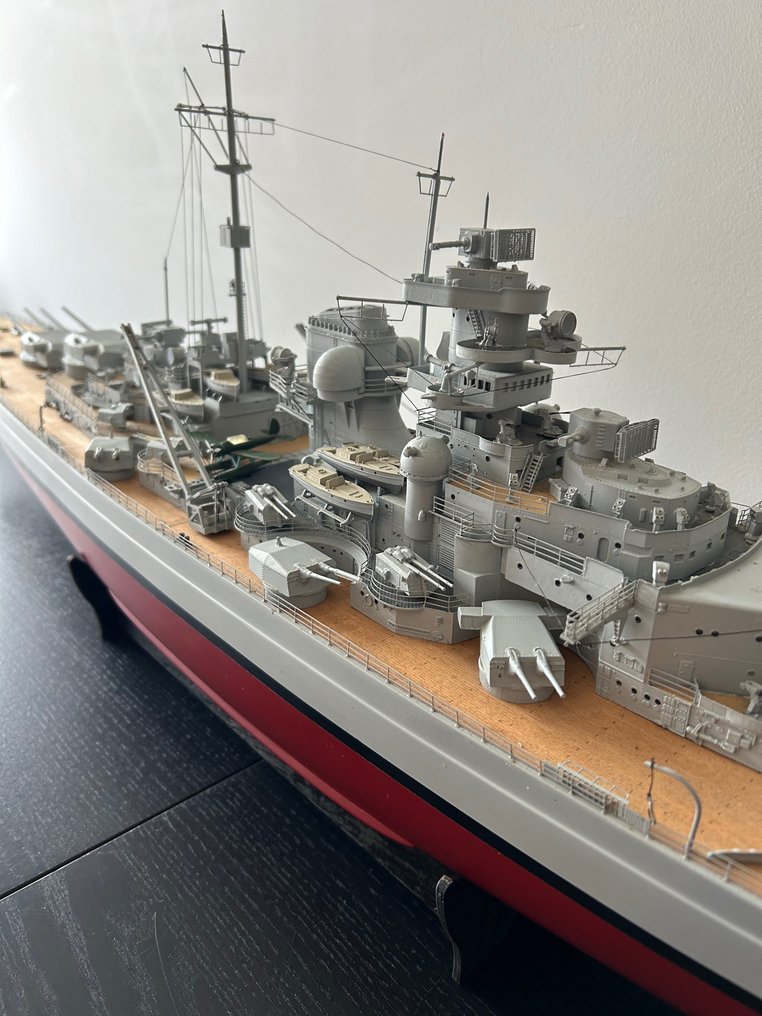 Brand Unknown 1:200 - Hajómodell -German Battleship Bismarck - Muzeális állapotú, kivételes méret - 130 cm és R/C kész #1.2