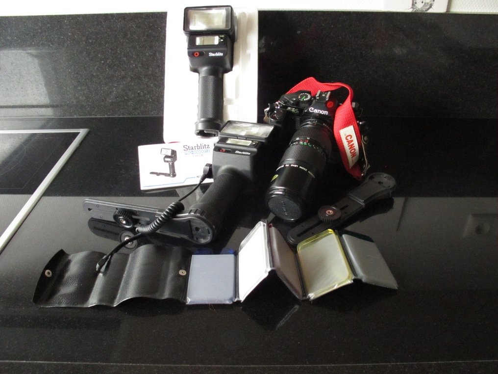 Canon AE-1 program +  FD 80-200, 1:4 Analogt kamera #2.1