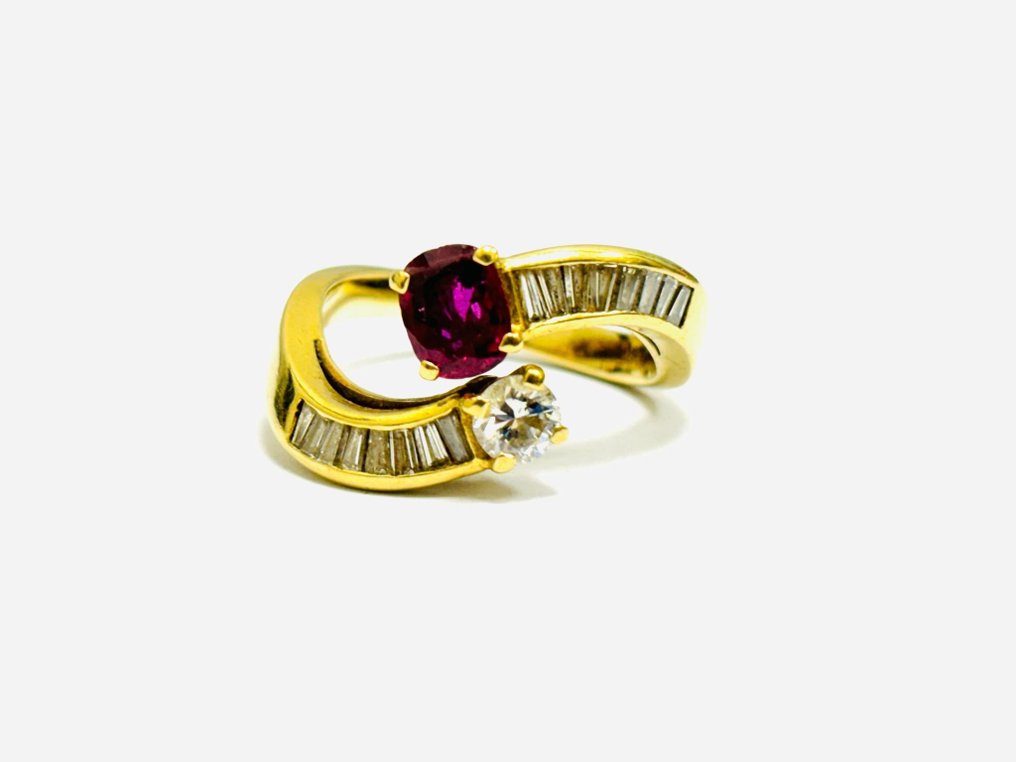 戒指 - 18 克拉 黃金 -  2.60ct. tw. 紅寶石 - 鉆石 #1.1