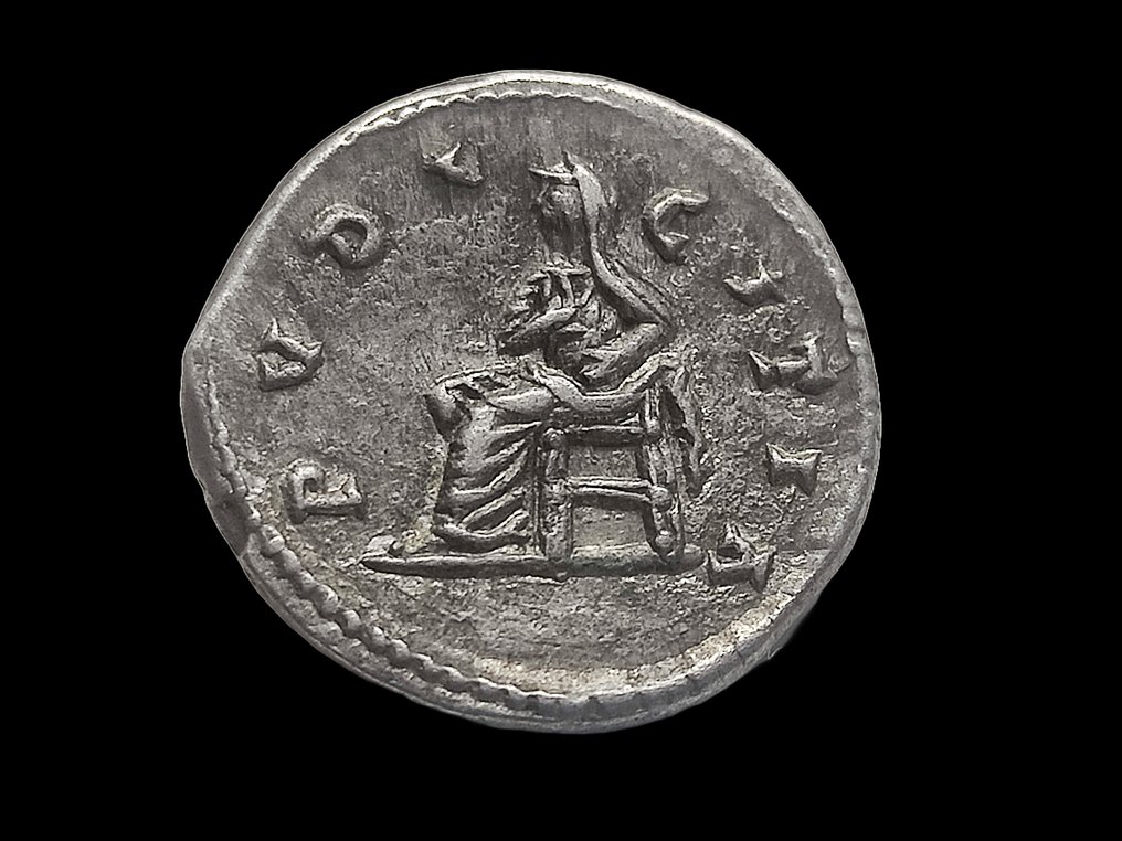 Impero romano. Julia Domna (Augusta, AD 193-217). Denarius Roma - Pudicitia #2.2