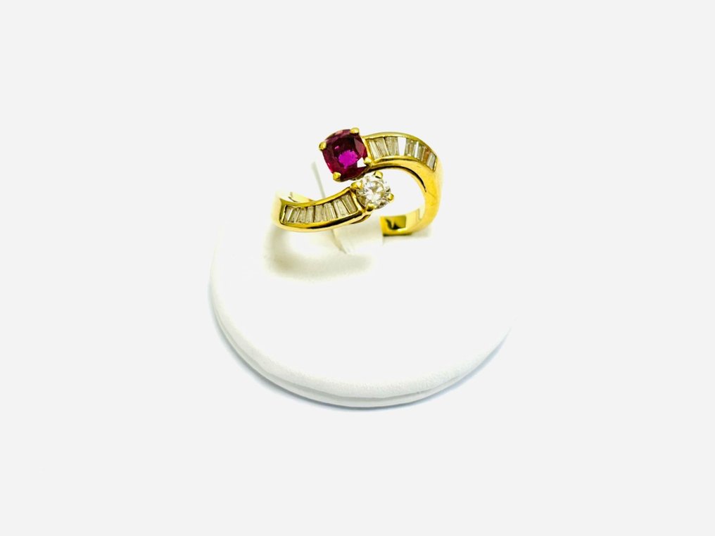 戒指 - 18 克拉 黃金 -  2.60ct. tw. 紅寶石 - 鉆石 #3.2