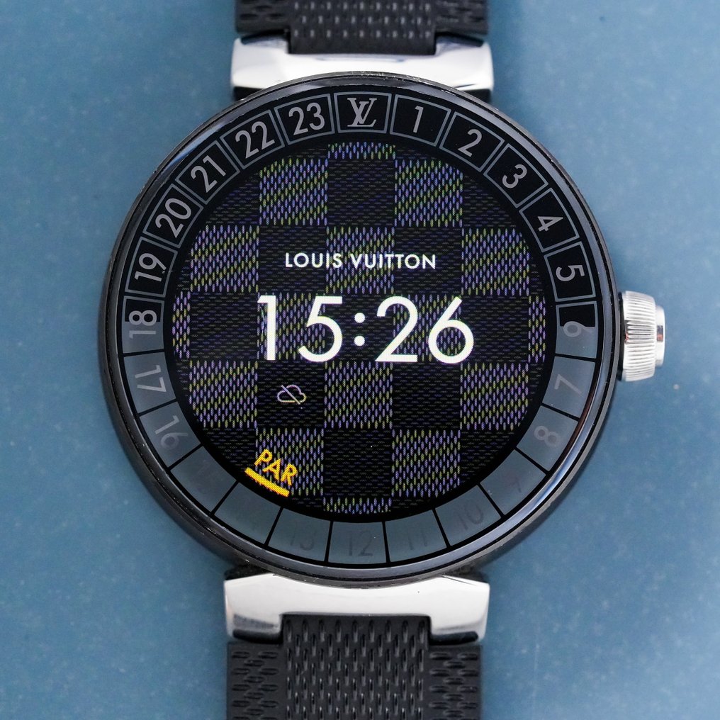 Louis Vuitton - Tambour Horizon Smartwatch - QA051 - Unisex - 2011 - actualidad #3.1