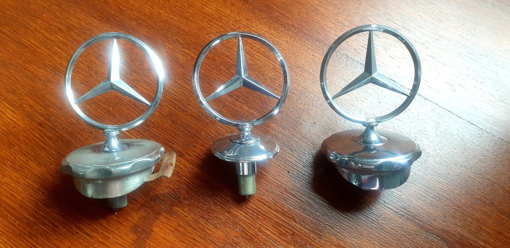 Car part (3) - Mercedes-Benz - Mercedes rozet met ster W114, W115, 114/8 - 1950-1960 #1.1