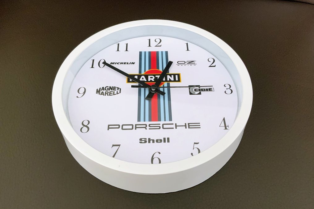 Koristeesine Porsche Martini -kello aikakauden sponsoreilla -   Polypropeeni - 2010-2020 #2.1