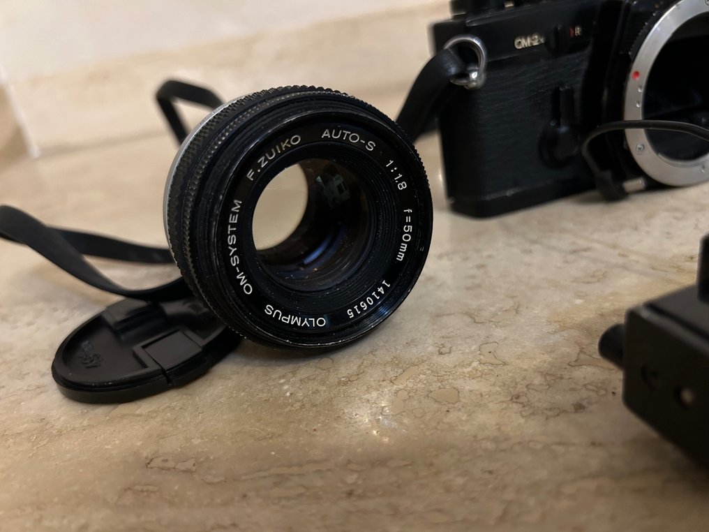 Olympus OM2n + 50mm + 75-205mm Analogt kamera #3.1