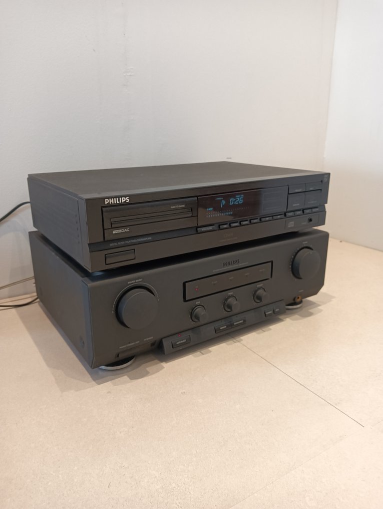 Philips - Amplificateur intégré à semi-conducteurs FA-910, lecteur CD CD-604 - Ensemble hi-fi #2.1