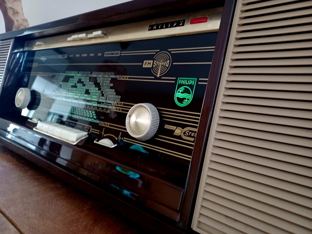 Philips - Reverbeo 电子管收音机 #2.1