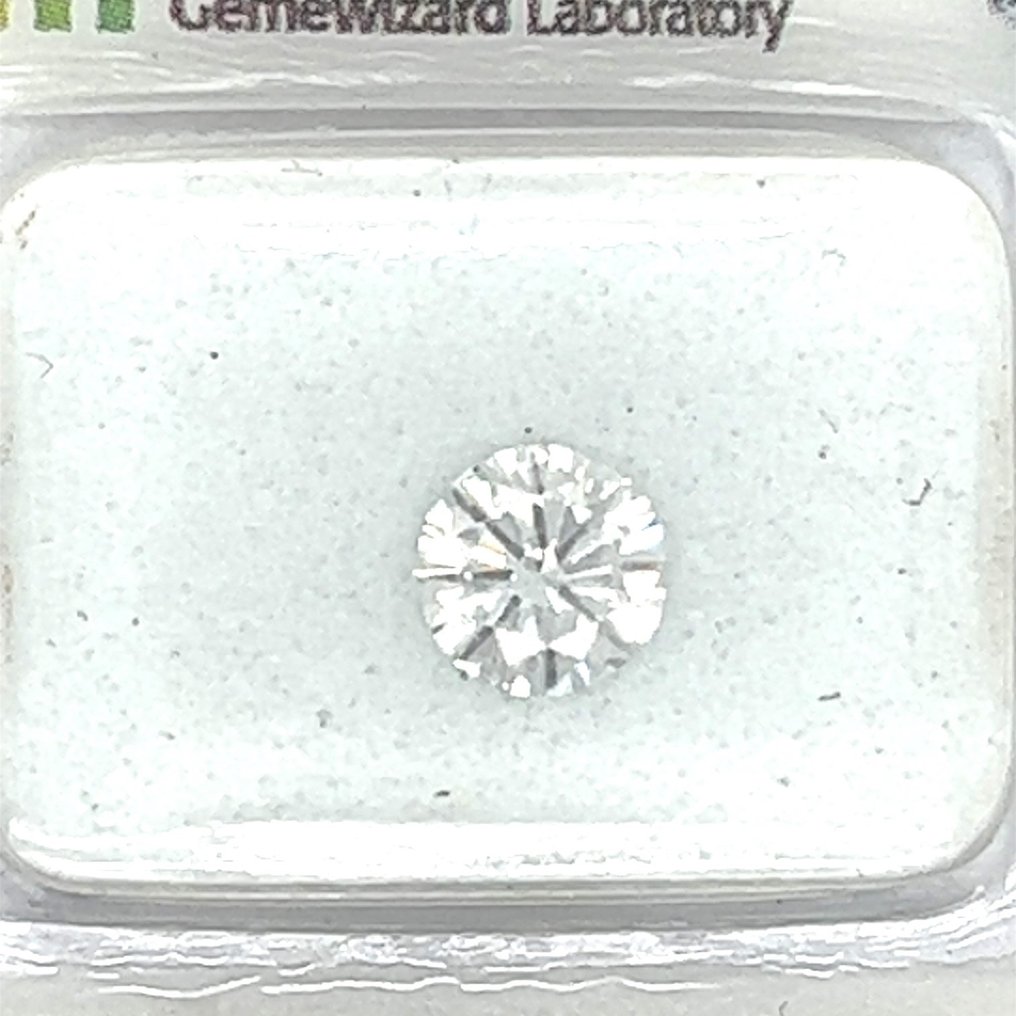 1 pcs Diamant  (Natur)  - 0.70 ct - D (farveløs) - SI2 - Gemewizard Gemological Laboratory (GWLab) #2.1