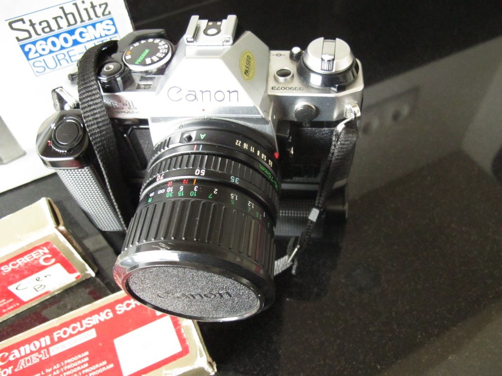 Canon AE-1 Program + FD 35-70mm + acc. | Analoginen kamera #3.1