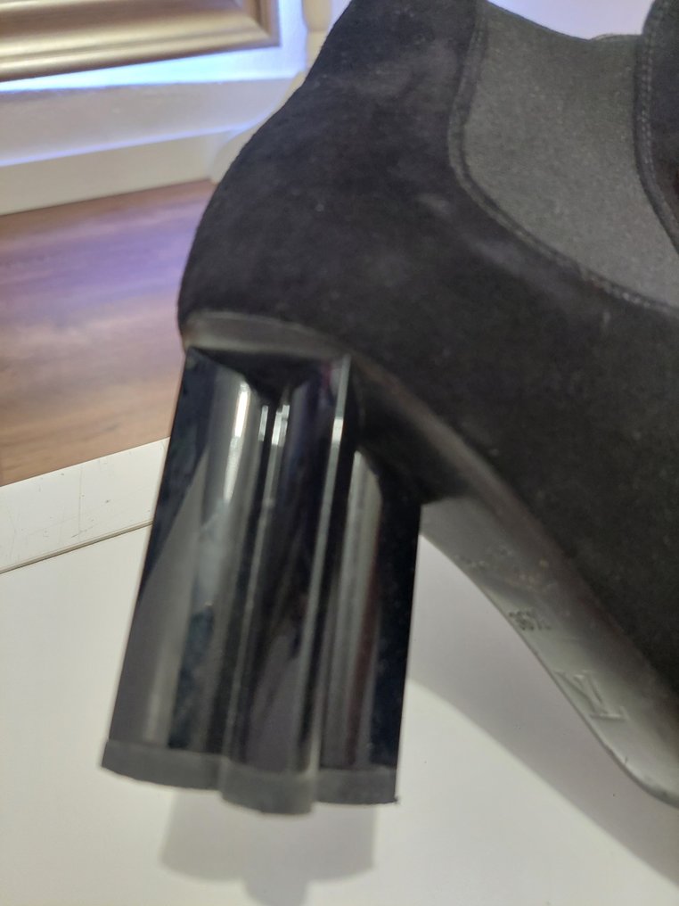 Louis Vuitton - Botins - Tamanho: Shoes / EU 36.5 #2.1