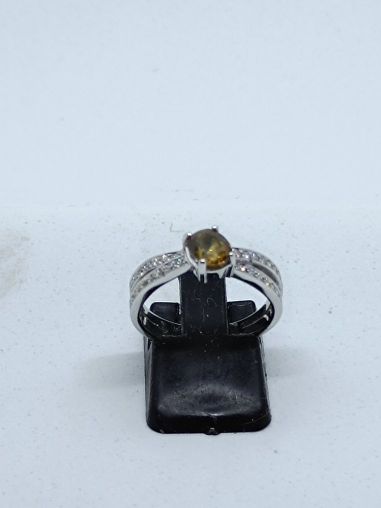 Sebascor SL - Ring - 18 kt. White gold Chrysoberyl - Diamond #1.2