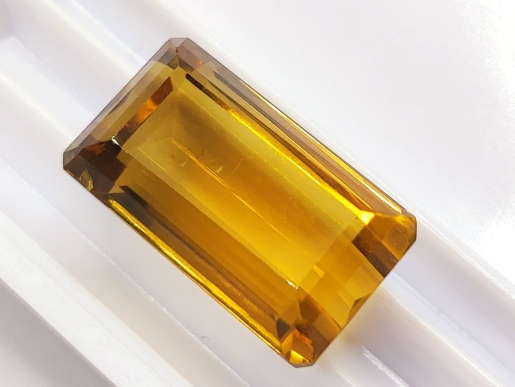 黄水晶  - 28.82 ct - 无实验室报告 #2.2