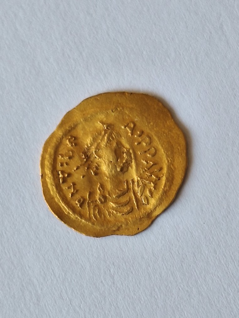 Byzantine Empire. Maurice Tiberius (AD 582-602). Tremissis Constantinople #2.1
