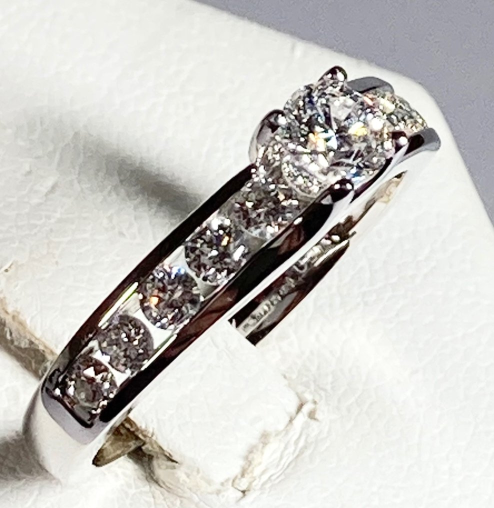 Ring - 14 kt Vittguld -  1.05 tw. Diamant  (Natural) - Diamant  #3.1