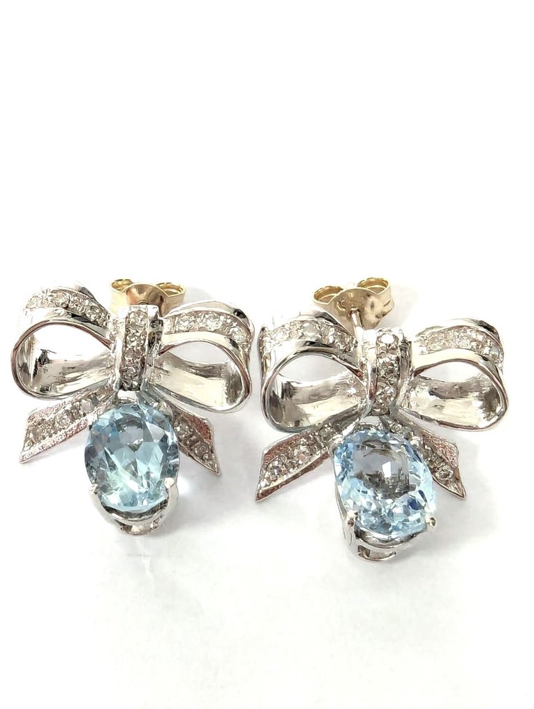 Earrings - 18 kt. White gold Aquamarine - Diamond #1.1